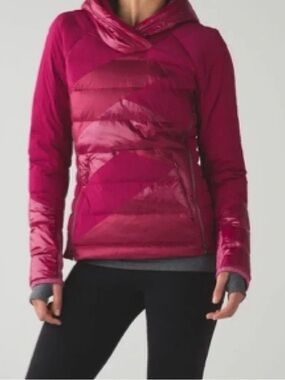 Lululemon - Women's Puffer Jacket - Down Right Cozy Pullover - Berry Rumble